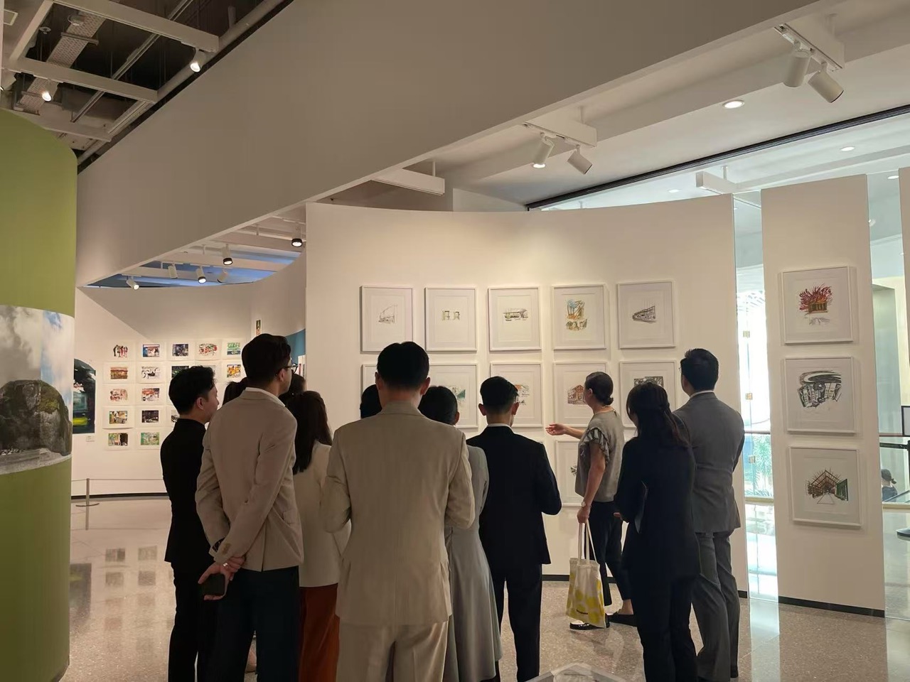 13-bruno-moinar-galaxy-art-gallery-exposition-grande